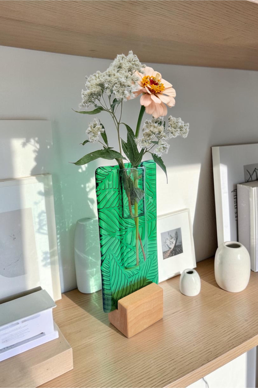 Small Pocket Vase- Leaf