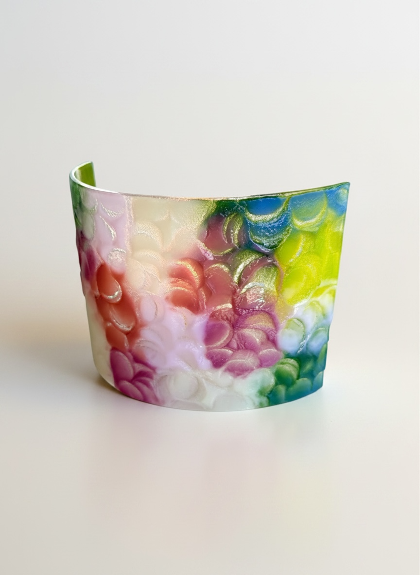 Rose Garden Candle Curve image 3